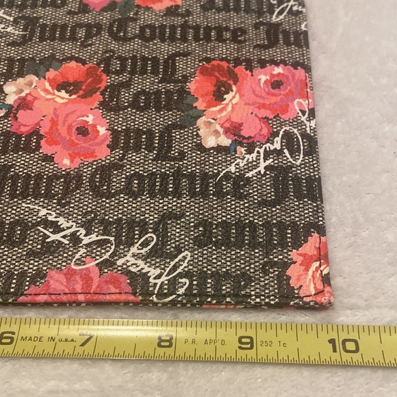NWOT Juicy Couture Wristlet - Picture 5 of 10